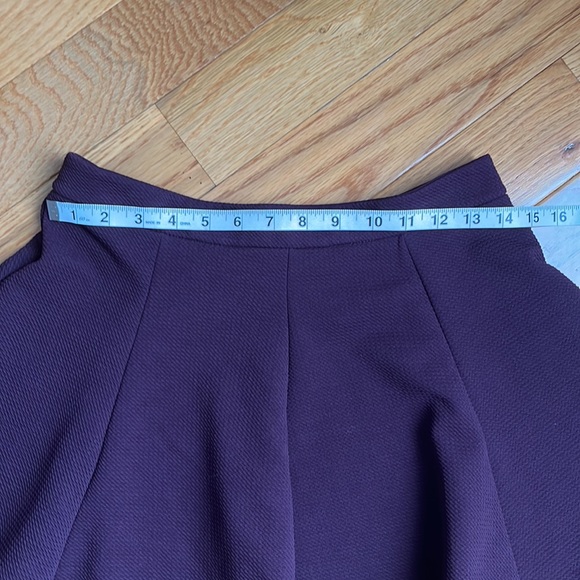 EUC GAP size S flared skirt Purple - Picture 2 of 6